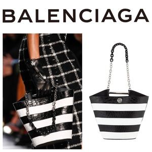 BALENCIAGA bucket bag
